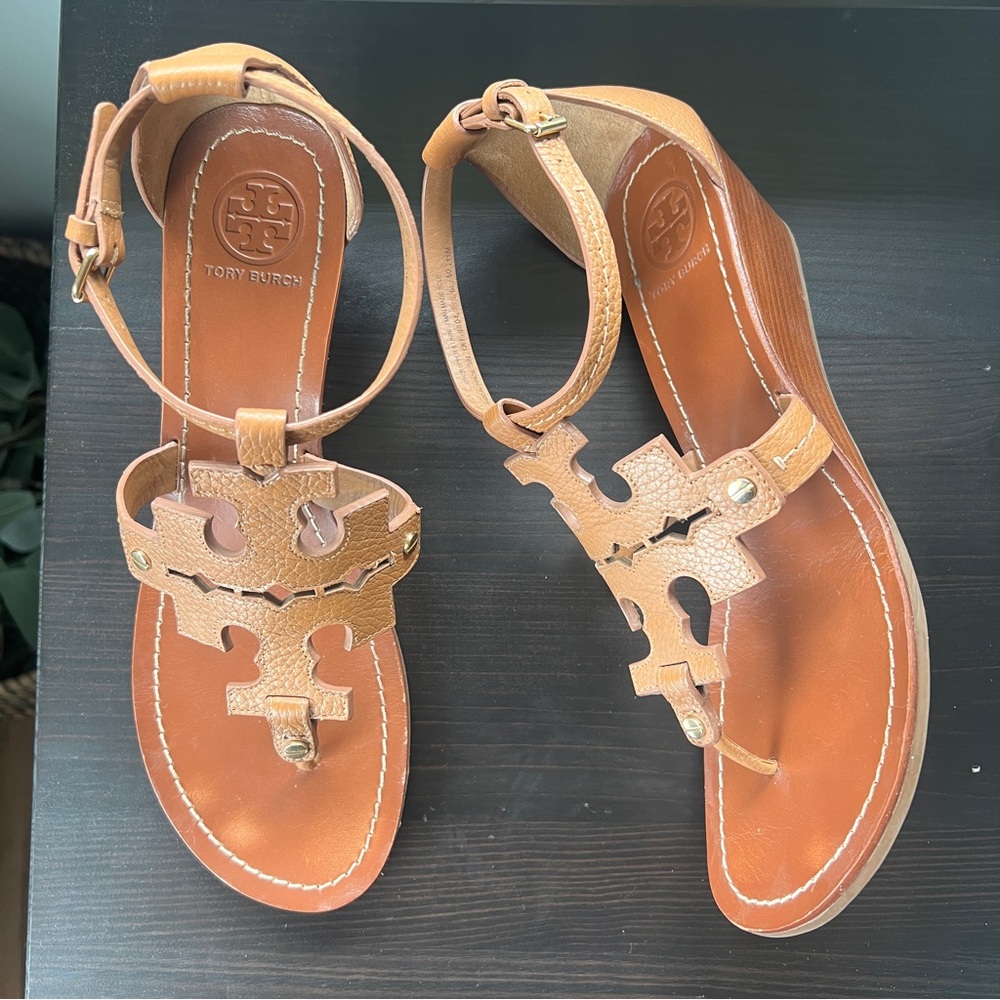 Tory Burch | Chandler Wedge Sandals